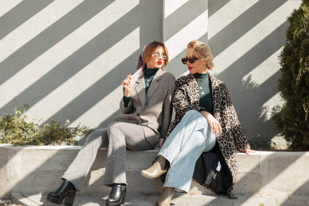 Lire la suite à propos de l’article Les 5 pièces de vêtements vintage indispensables pour une garde-robe stylée